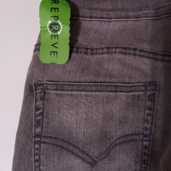 Levi 511Jean's - Picture 6 of 8